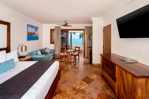 Deluxe Ocean King Bed